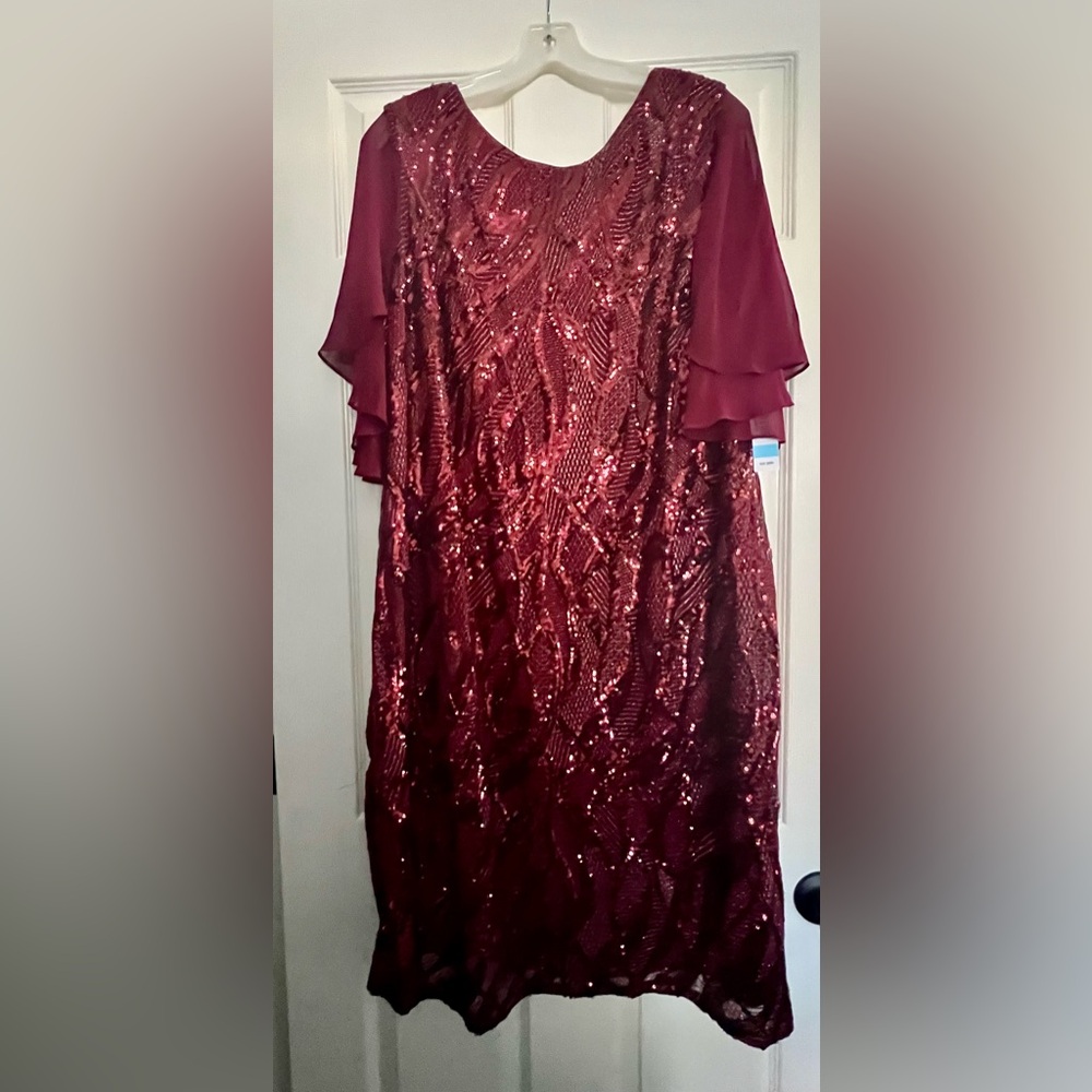 Elegant Burgundy Sequin Dress